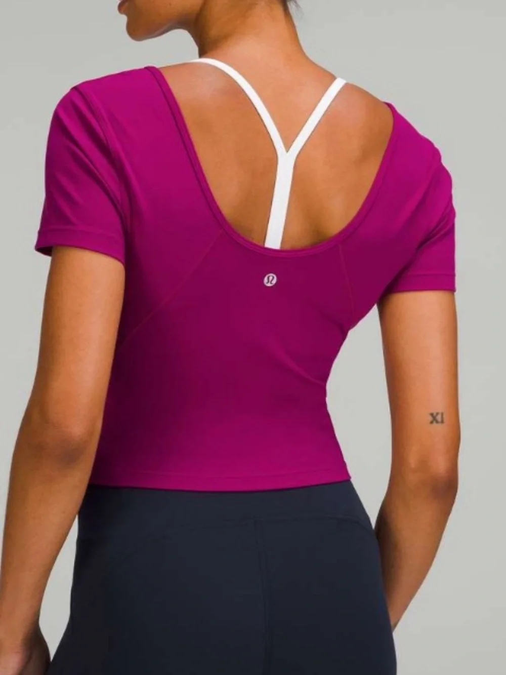 Lululemon Align T-Shirt - Sz 4 - Picture 2 of 4